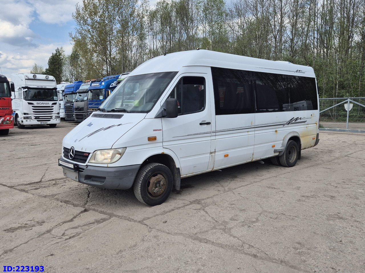 MERCEDES-BENZ Sprinter 416 VIP AC 17-seater - Autocar: foto 1 MERCEDES-BENZ Sprinter 416 VIP AC 17-seater - Autocar: foto 1