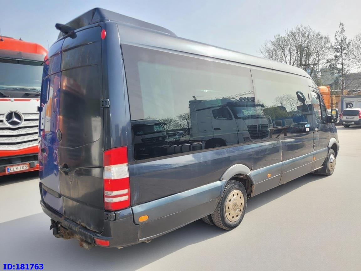 MERCEDES-BENZ Sprinter 518 - VIP - 17 Seater - Autocar: foto 5 MERCEDES-BENZ Sprinter 518 - VIP - 17 Seater - Autocar: foto 5
