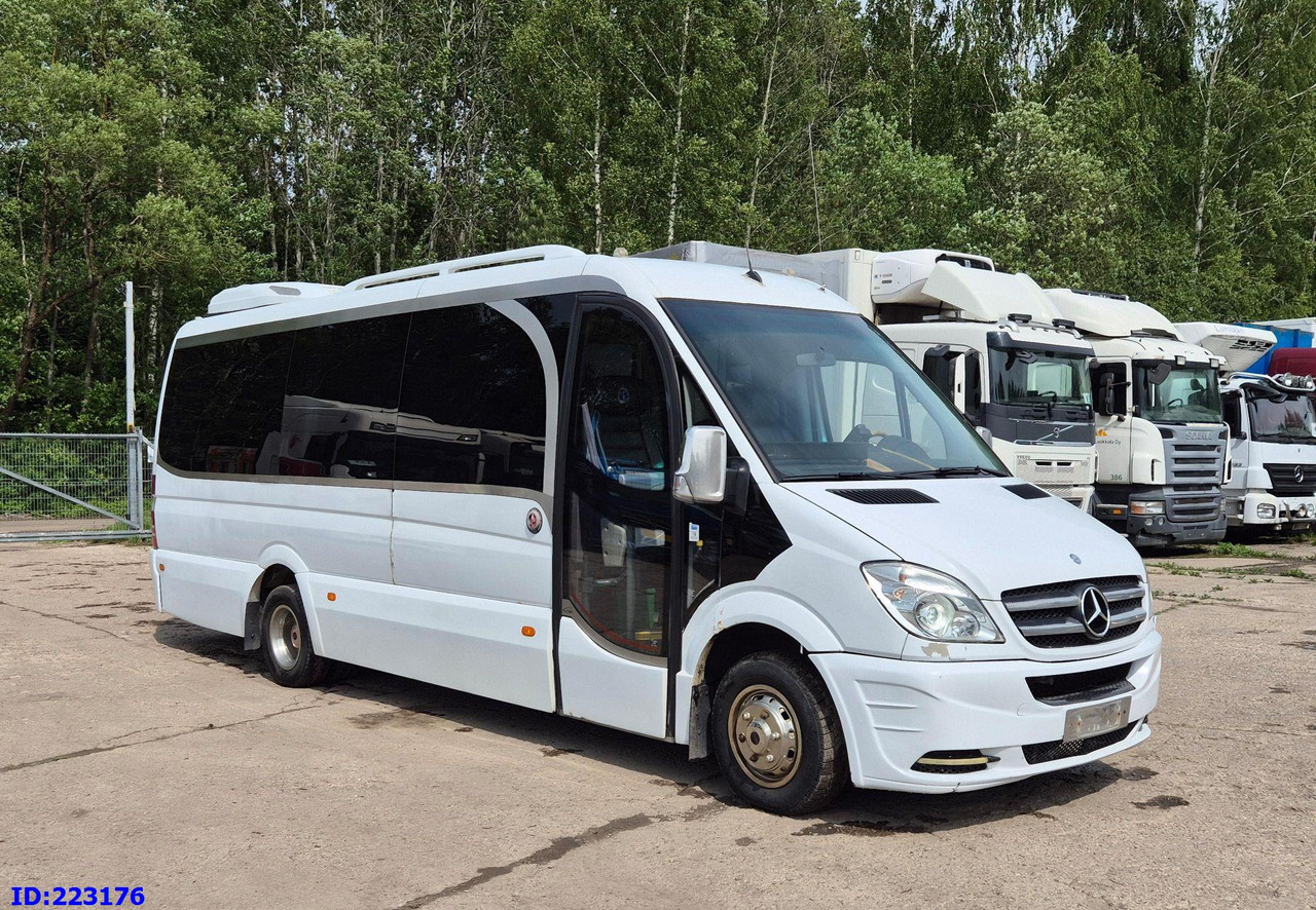 MERCEDES-BENZ Sprinter 519 VIP Luxury - Minibús, Furgoneta de pasajeros: foto 1 MERCEDES-BENZ Sprinter 519 VIP Luxury - Minibús, Furgoneta de pasajeros: foto 1