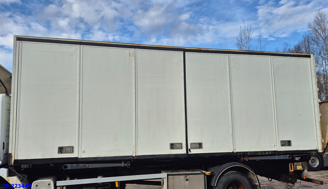 Open side box - 48,9 m3 - Caja cerrada: foto 2 Open side box - 48,9 m3 - Caja cerrada: foto 2