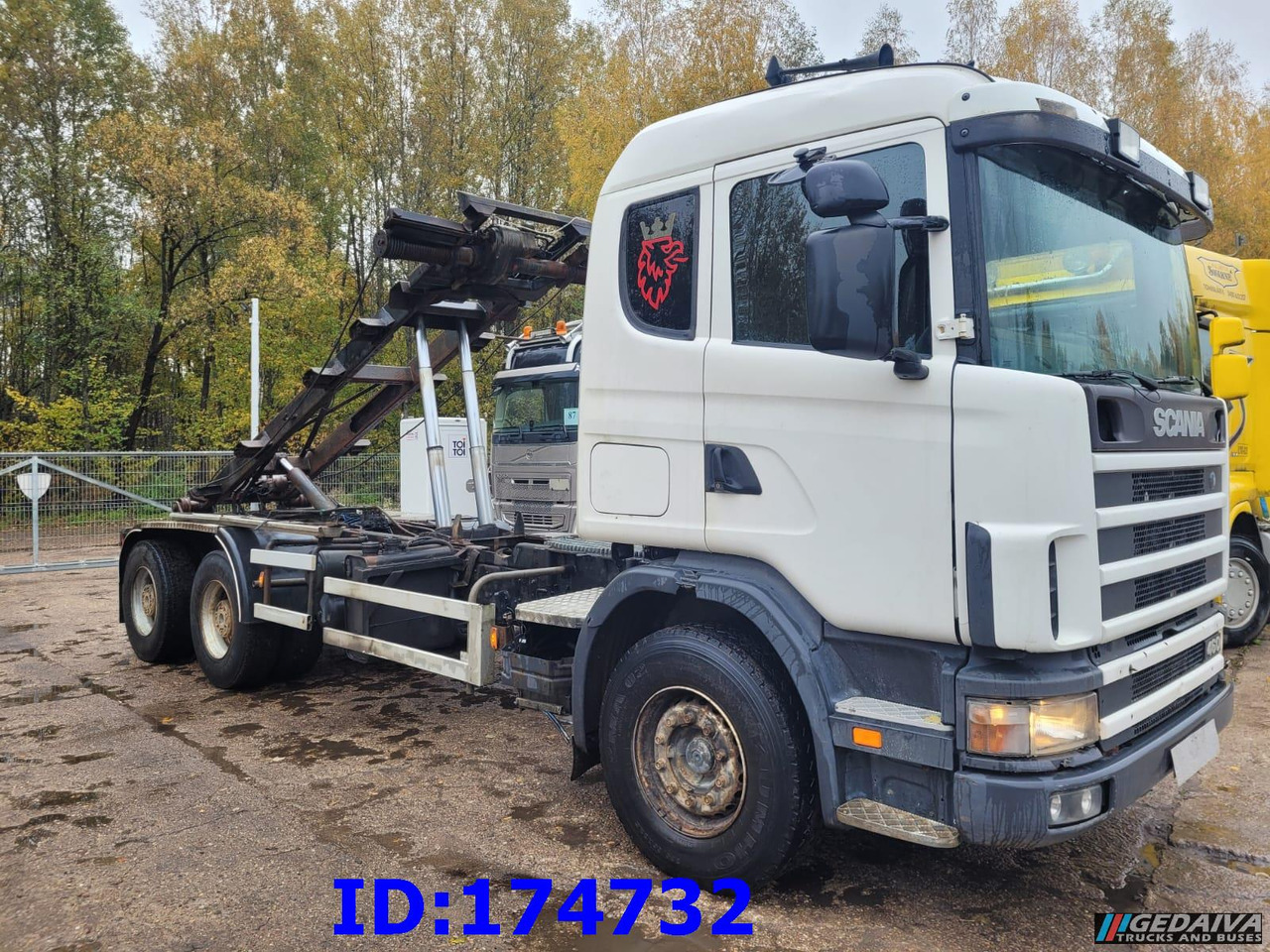 SCANIA 144 - 6x4 - Full Steel - Big Axles - 3 Pedals - Camión con equipo de cable: foto 4 SCANIA 144 - 6x4 - Full Steel - Big Axles - 3 Pedals - Camión con equipo de cable: foto 4