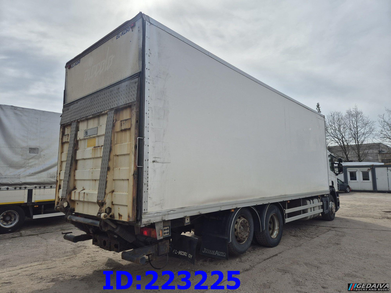 SCANIA P380 6x2 Open side box - Camión caja cerrada: foto 5 SCANIA P380 6x2 Open side box - Camión caja cerrada: foto 5