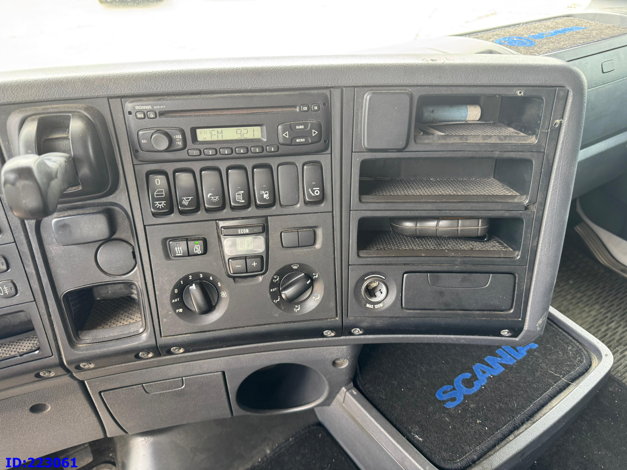 Camión chasis SCANIA R480 6X2 3 Pedals: foto 12 Camión chasis SCANIA R480 6X2 3 Pedals: foto 12