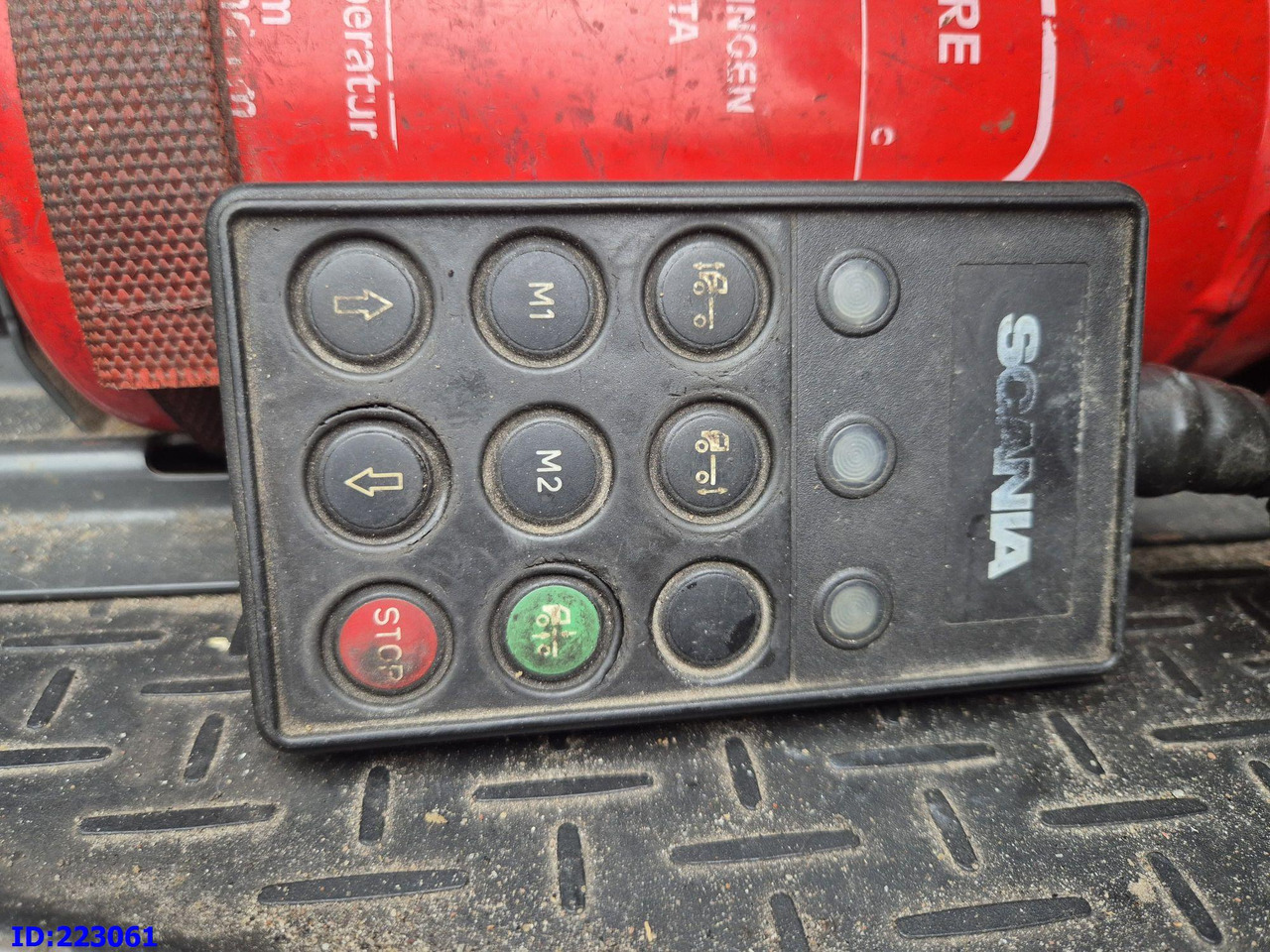 Camión chasis SCANIA R480 6X2 3 Pedals: foto 8 Camión chasis SCANIA R480 6X2 3 Pedals: foto 8