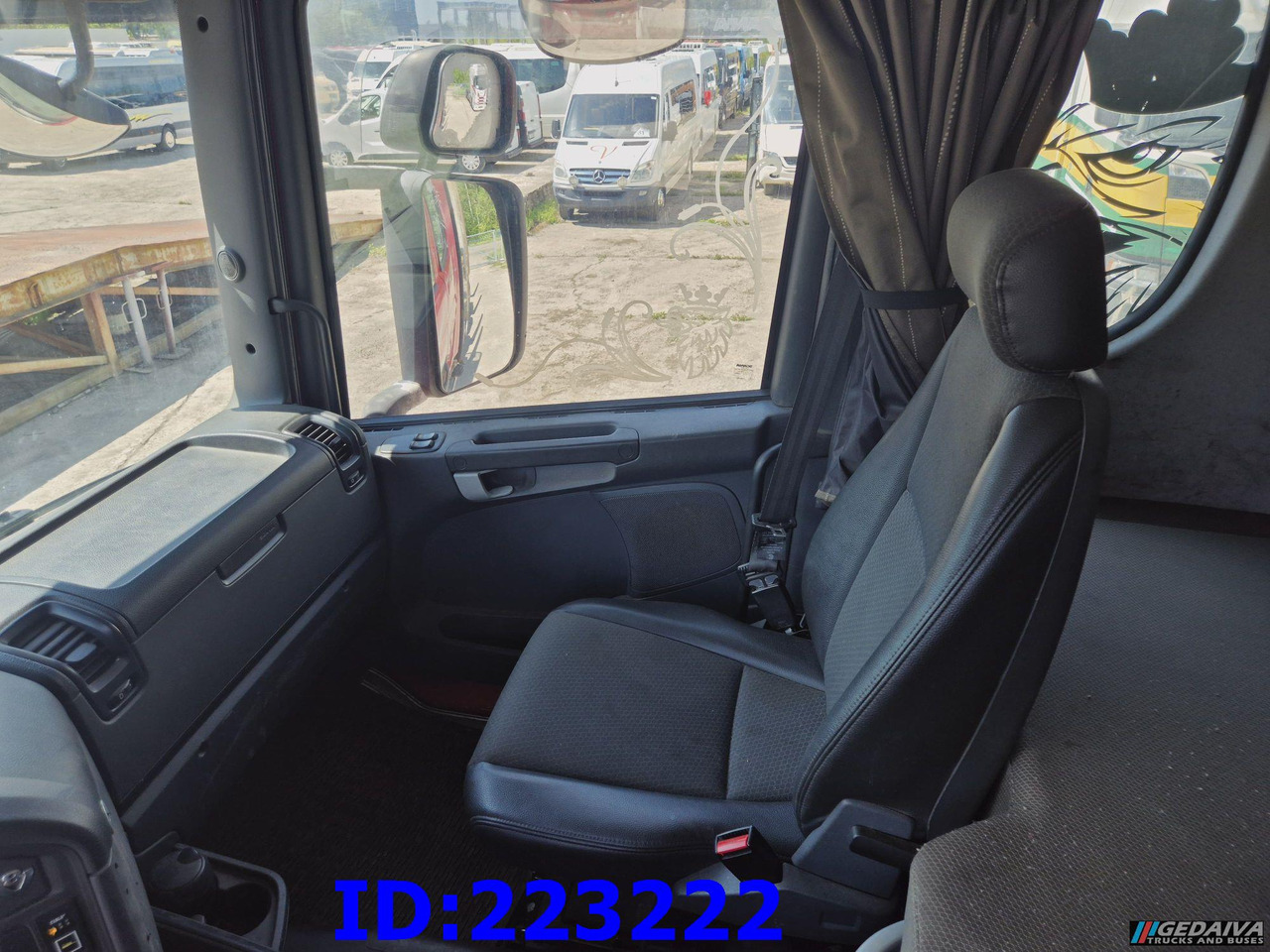 Camión forestal SCANIA R620 - 8x4 - Steering axle: foto 16