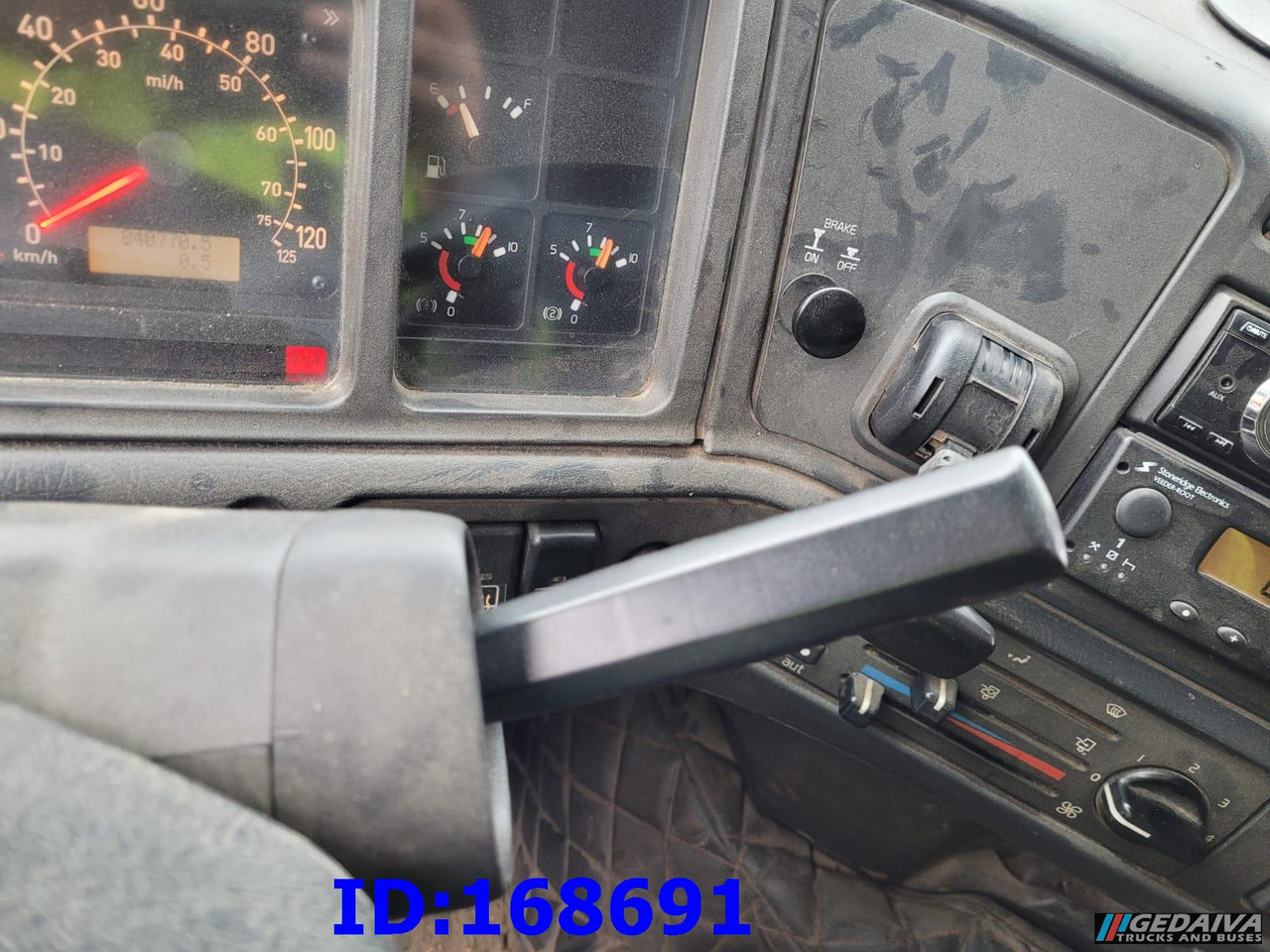 Camión multibasculante VOLVO FH12 380HP 6x2 10tyre Hook Tipper: foto 16