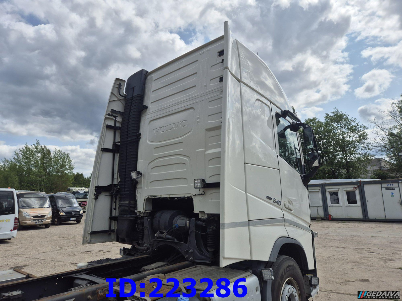 VOLVO FH13 540HP 6x2 (10 tyre) Euro6 - Camión chasis: foto 5 VOLVO FH13 540HP 6x2 (10 tyre) Euro6 - Camión chasis: foto 5