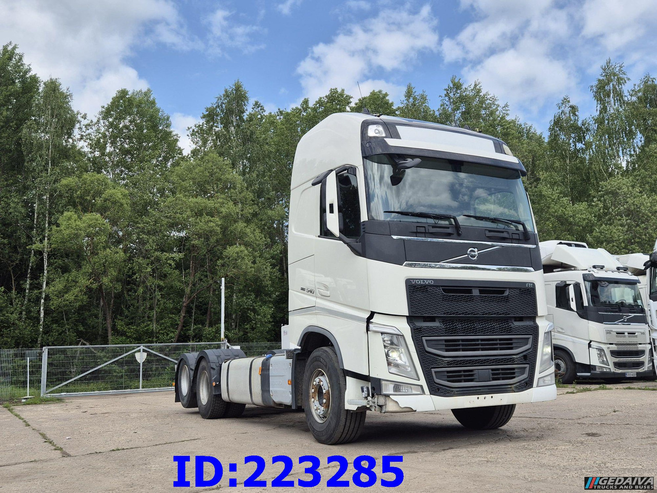VOLVO FH13 540HP 6x2 (10 tyre) Euro6 - Camión chasis: foto 4 VOLVO FH13 540HP 6x2 (10 tyre) Euro6 - Camión chasis: foto 4