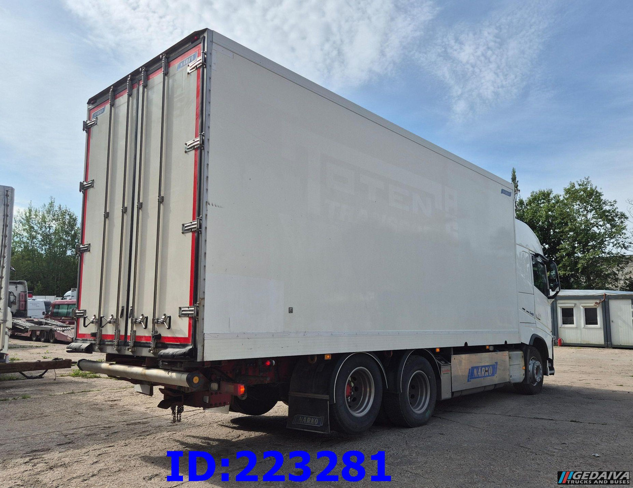 VOLVO FH13 540HP 6x2 (10 tyre) Euro6 - Camión isotérmico: foto 5 VOLVO FH13 540HP 6x2 (10 tyre) Euro6 - Camión isotérmico: foto 5