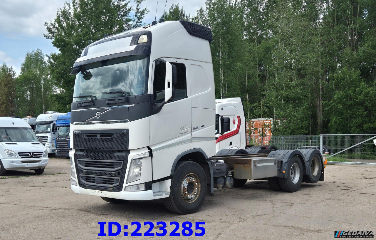 VOLVO FH13 540HP 6x2 (10 tyre) Euro6 - Camión chasis: foto 1 VOLVO FH13 540HP 6x2 (10 tyre) Euro6 - Camión chasis: foto 1