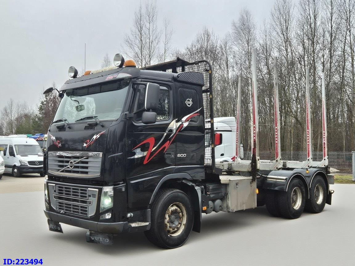 VOLVO FH16 600HP MANUAL FULL STEEL - Camión forestal: foto 1 VOLVO FH16 600HP MANUAL FULL STEEL - Camión forestal: foto 1