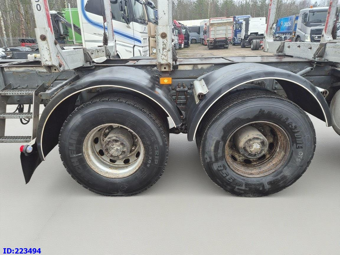 VOLVO FH16 600HP MANUAL FULL STEEL - Camión forestal: foto 5 VOLVO FH16 600HP MANUAL FULL STEEL - Camión forestal: foto 5