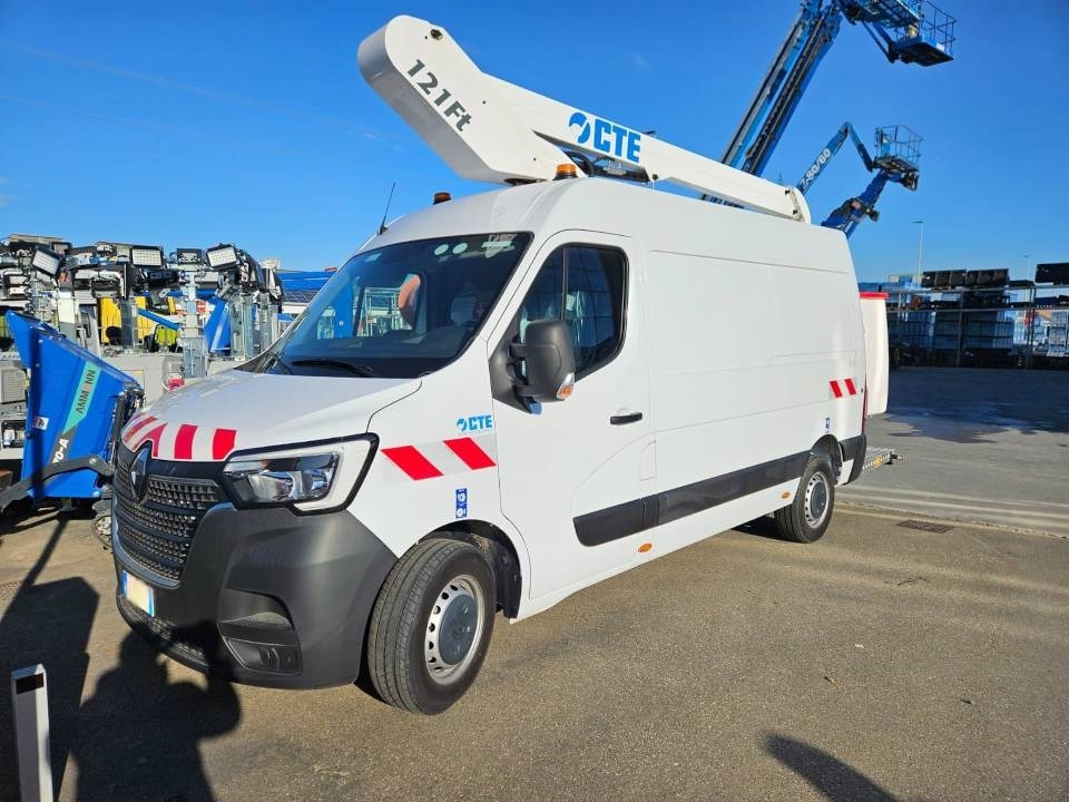 CTE VAN FT 121 - Camión con plataforma elevadora: foto 2 CTE VAN FT 121 - Camión con plataforma elevadora: foto 2