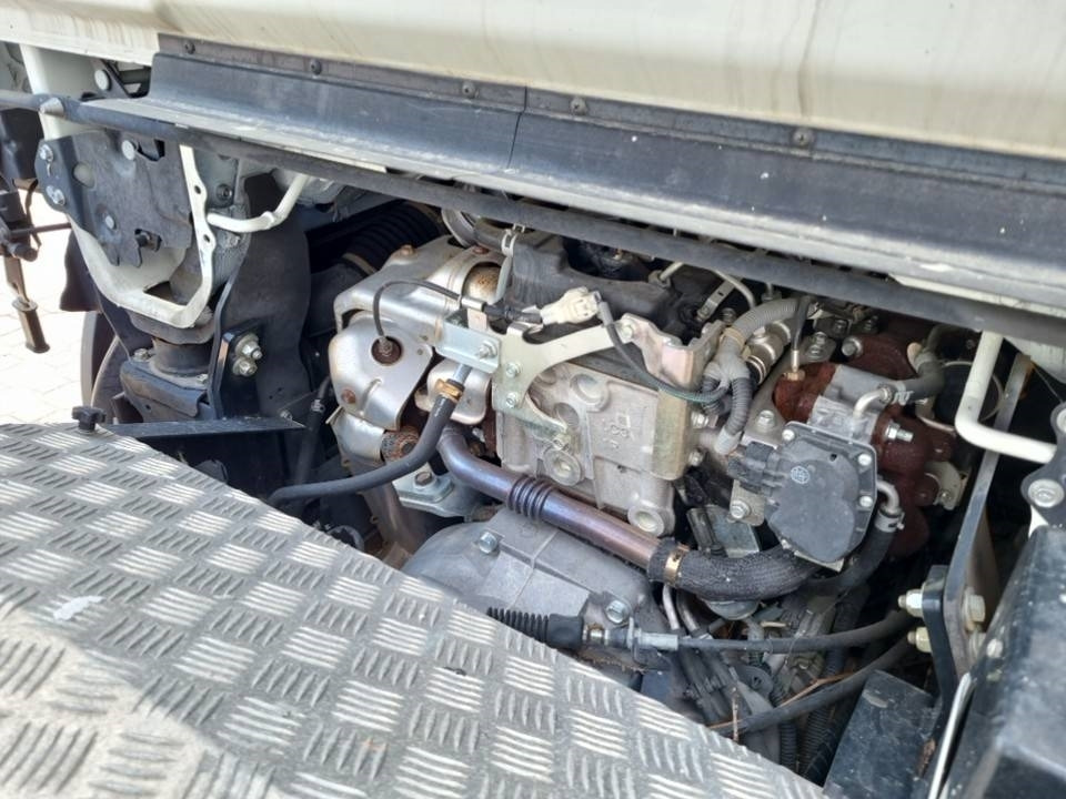 Palfinger P 240 AXE - Camión con plataforma elevadora: foto 3 Palfinger P 240 AXE - Camión con plataforma elevadora: foto 3