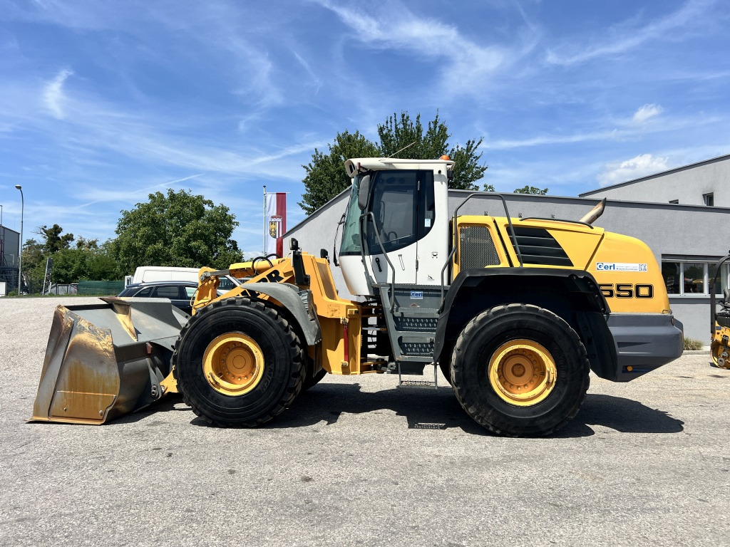 Liebherr L 550 (111617) - Cargadora de ruedas: foto 1 Liebherr L 550 (111617) - Cargadora de ruedas: foto 1