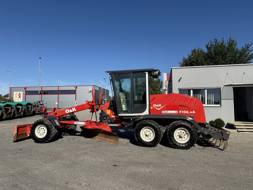 O&K – New Holland F 106.6 A (111700) - Grader: foto 1 O&K – New Holland F 106.6 A (111700) - Grader: foto 1