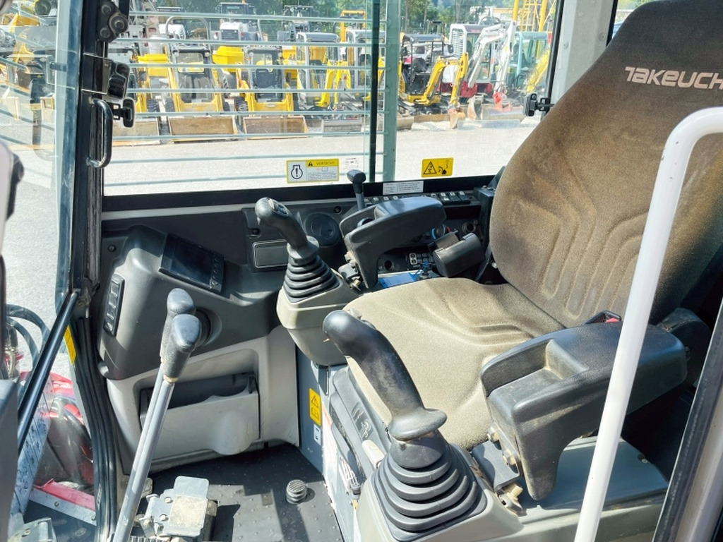 Takeuchi TB280FR (4051) - Miniexcavadora: foto 5 Takeuchi TB280FR (4051) - Miniexcavadora: foto 5