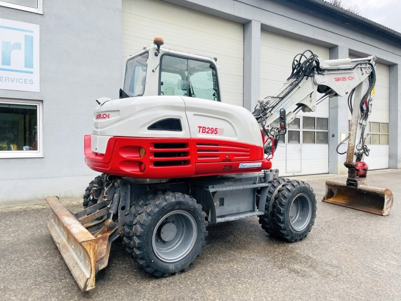 Takeuchi TB295W (3724) - Excavadora de ruedas: foto 3 Takeuchi TB295W (3724) - Excavadora de ruedas: foto 3