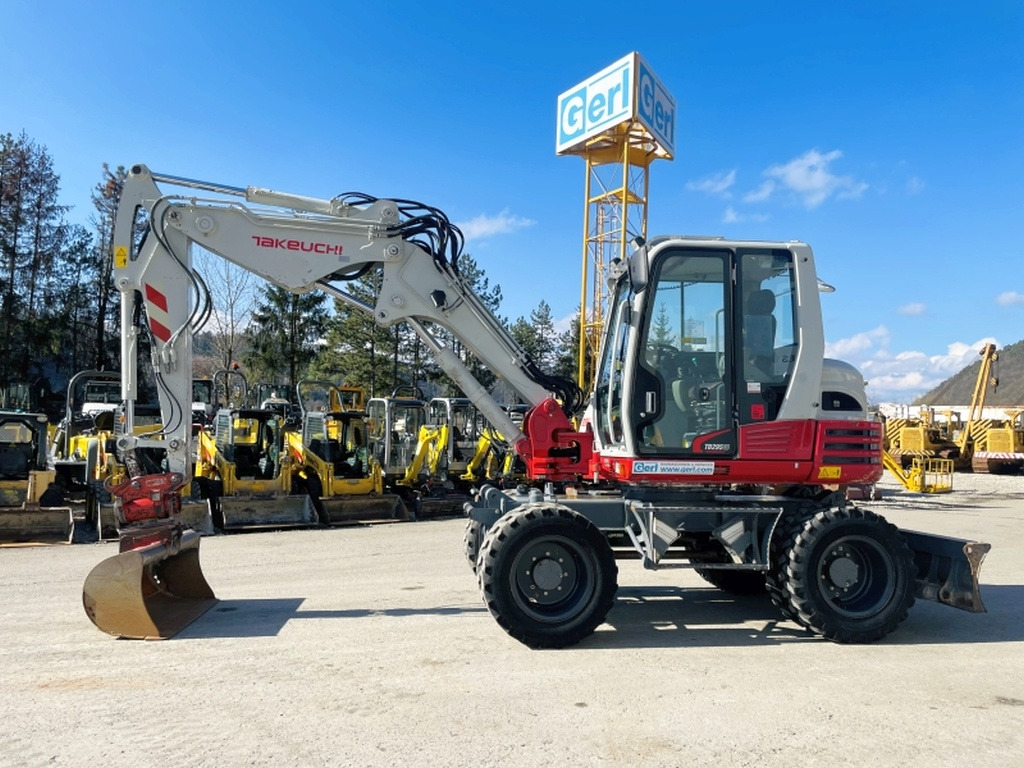 Takeuchi TB295W (3964) - Excavadora de ruedas: foto 1 Takeuchi TB295W (3964) - Excavadora de ruedas: foto 1