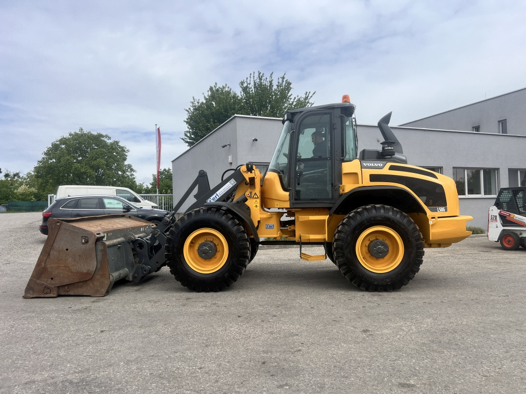 Volvo L 50 G-TP (111581) - Cargadora de ruedas: foto 1 Volvo L 50 G-TP (111581) - Cargadora de ruedas: foto 1