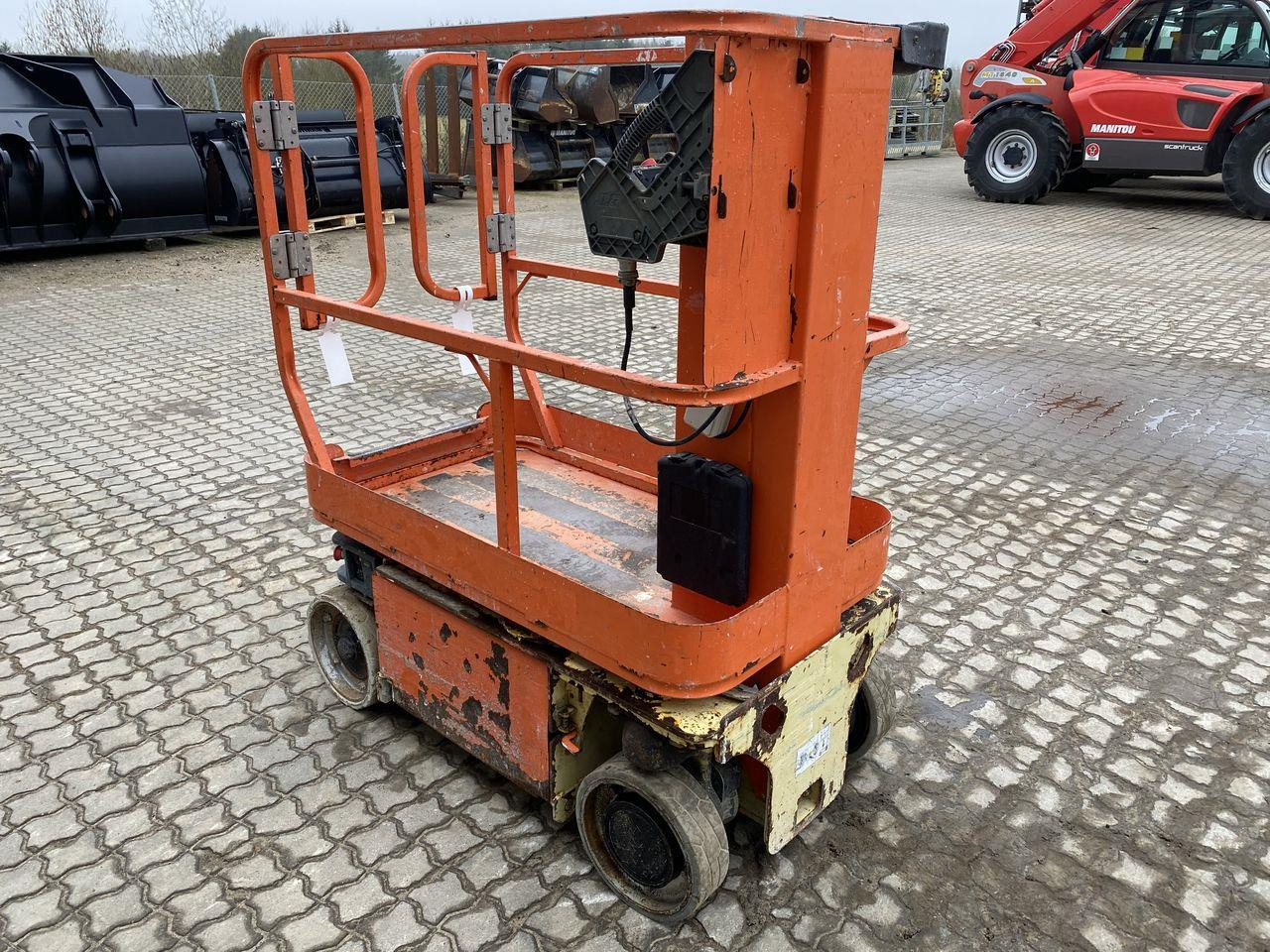 JLG 1230ES - Plataforma de mástil vertical: foto 5 JLG 1230ES - Plataforma de mástil vertical: foto 5