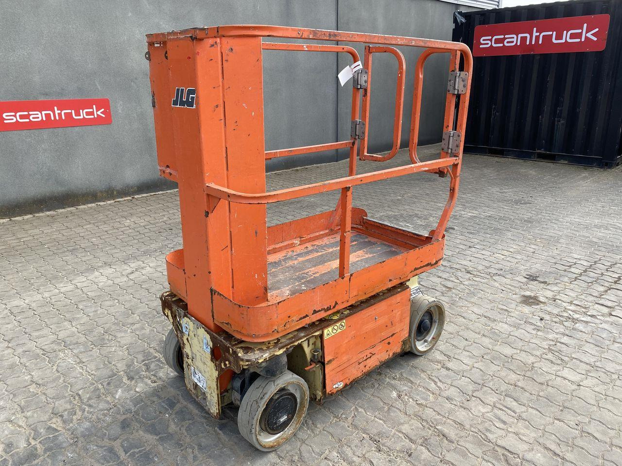 JLG 1230ES - Plataforma de mástil vertical: foto 1 JLG 1230ES - Plataforma de mástil vertical: foto 1