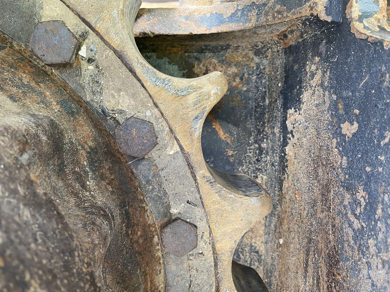 Excavadora de cadenas Komatsu PC210LC-11: foto 6