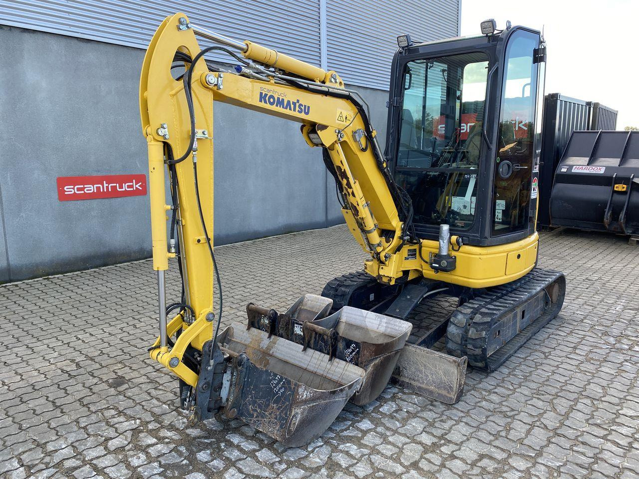 Komatsu PC26MR-3 - Miniexcavadora: foto 1 Komatsu PC26MR-3 - Miniexcavadora: foto 1