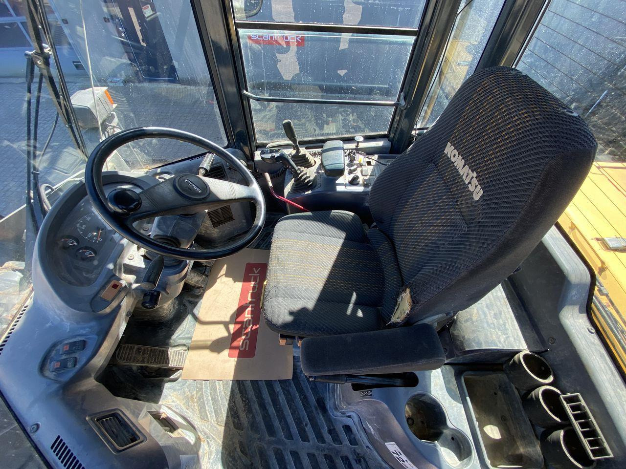 Komatsu WA250PZ-5 - Cargadora de ruedas: foto 3 Komatsu WA250PZ-5 - Cargadora de ruedas: foto 3