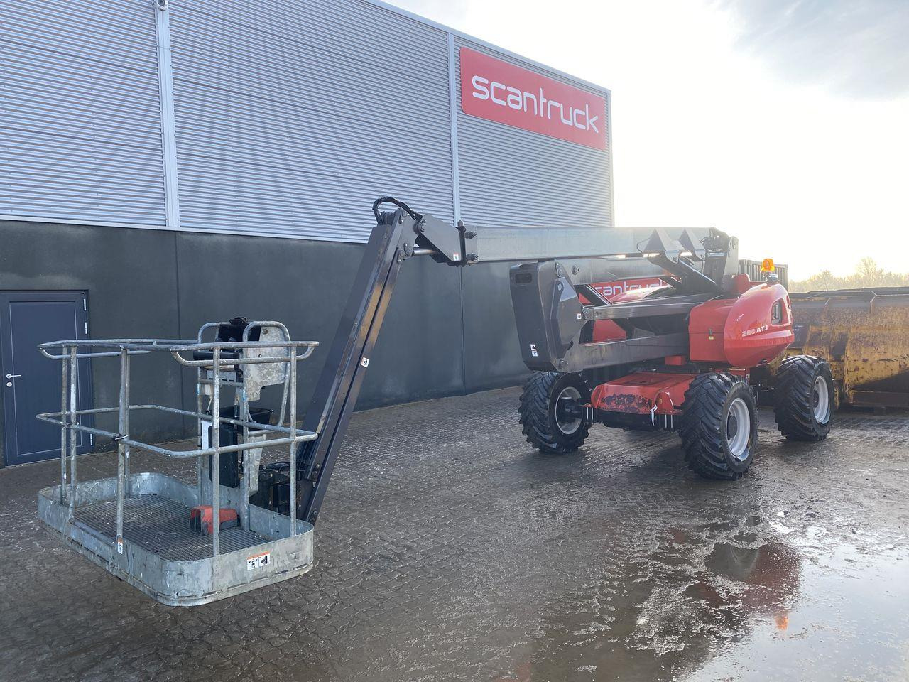 Manitou 200ATJ RC - Plataforma articulada: foto 1 Manitou 200ATJ RC - Plataforma articulada: foto 1
