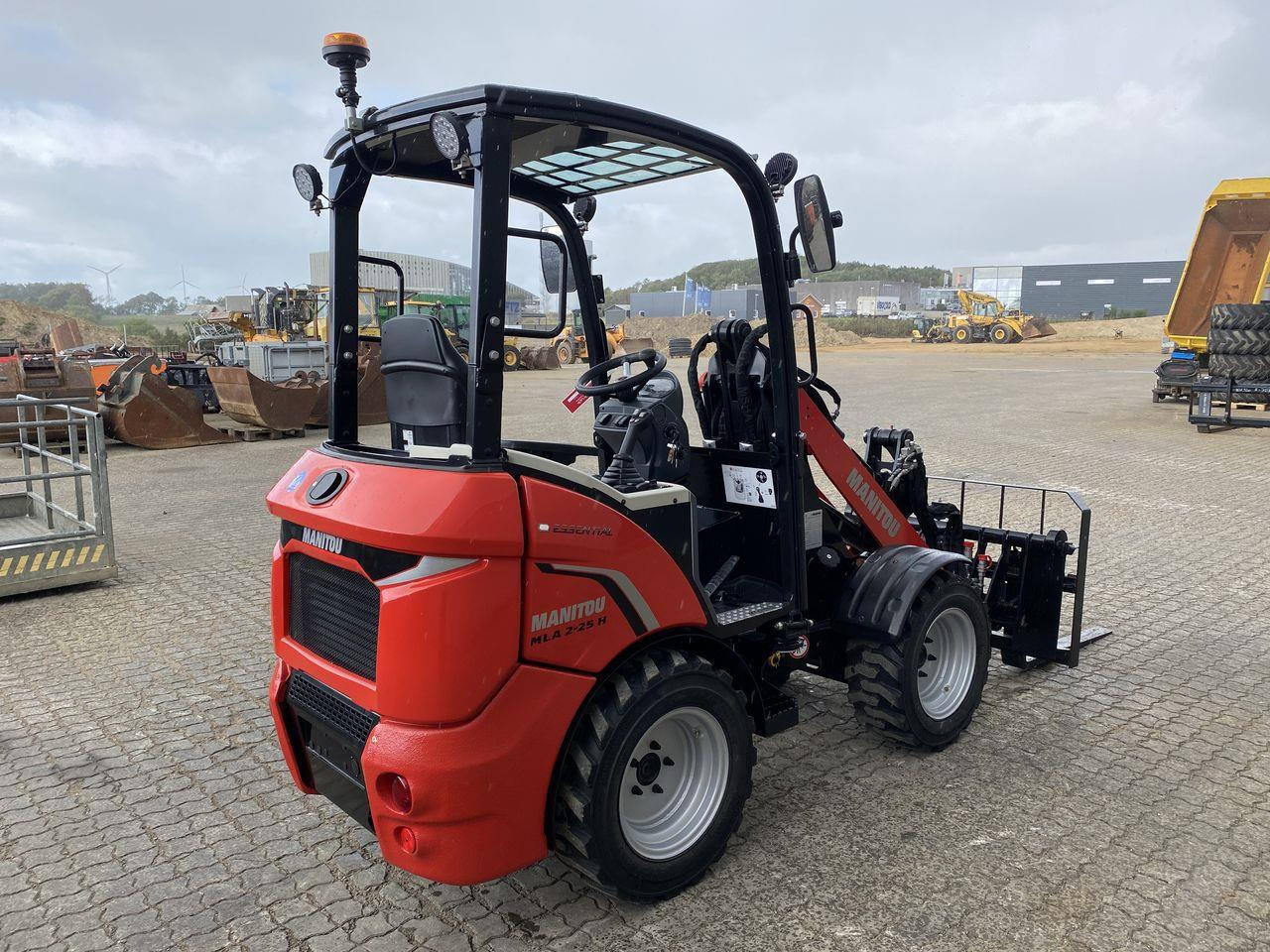 Manitou MLA 2-25H 4P - Cargadora articulada: foto 4 Manitou MLA 2-25H 4P - Cargadora articulada: foto 4
