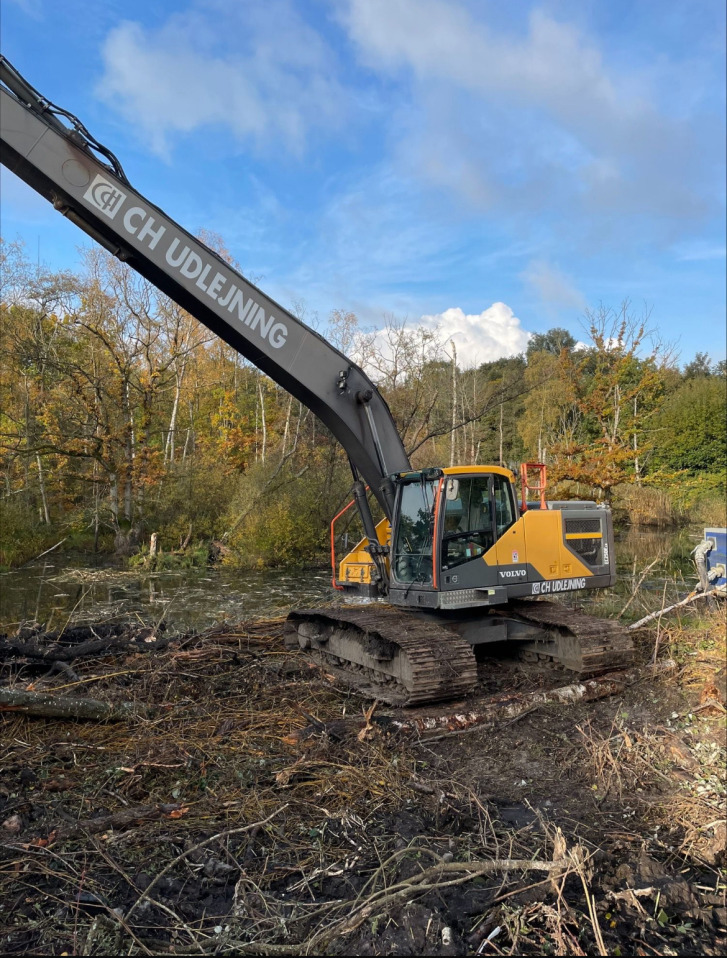 Volvo EC250E LR - Excavadora de cadenas: foto 1 Volvo EC250E LR - Excavadora de cadenas: foto 1