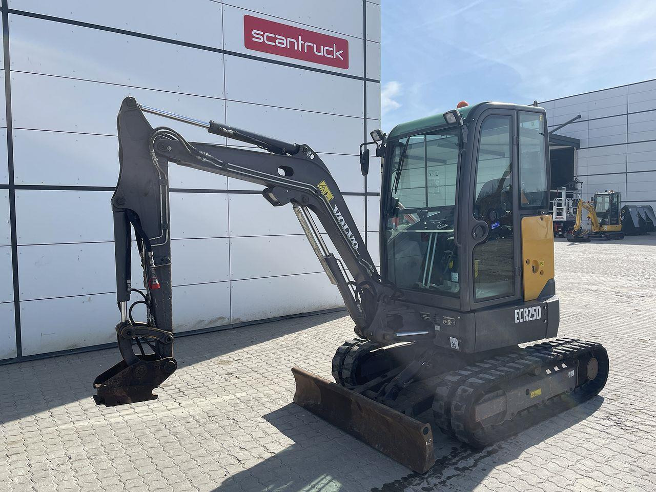 Volvo ECR25 - Miniexcavadora: foto 1 Volvo ECR25 - Miniexcavadora: foto 1
