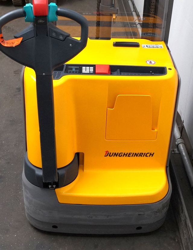 Jungheinrich EJC214 - Apilador: foto 3 Jungheinrich EJC214 - Apilador: foto 3