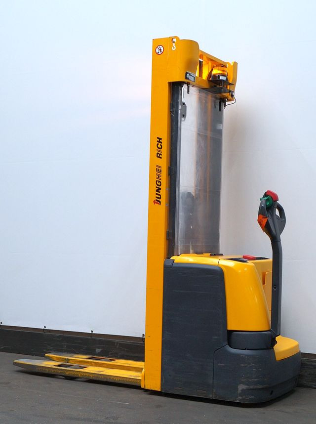 Jungheinrich EJC214 - Apilador: foto 2 Jungheinrich EJC214 - Apilador: foto 2