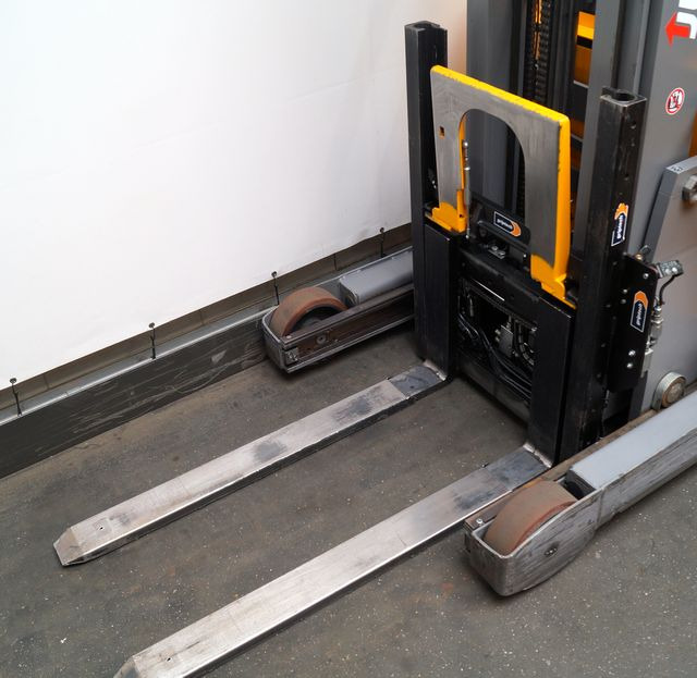 Jungheinrich ETV216 - Retráctil: foto 3 Jungheinrich ETV216 - Retráctil: foto 3