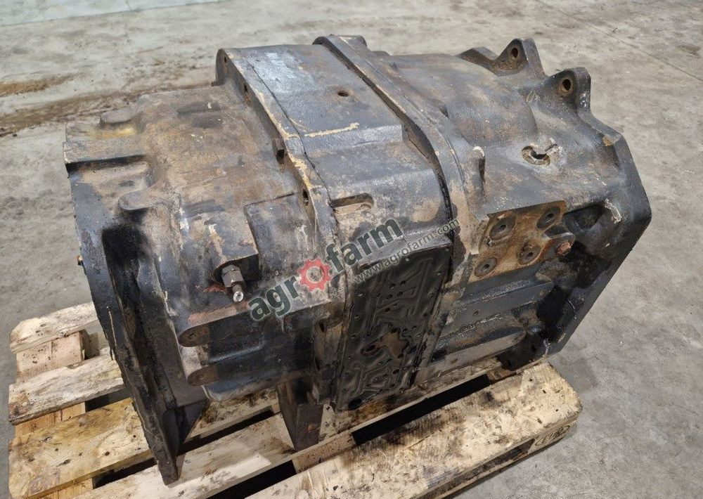 SKRZYNIA BIEGÓW NEW HOLLAND 8770 96014934 - Caja de cambios: foto 1 SKRZYNIA BIEGÓW NEW HOLLAND 8770 96014934 - Caja de cambios: foto 1