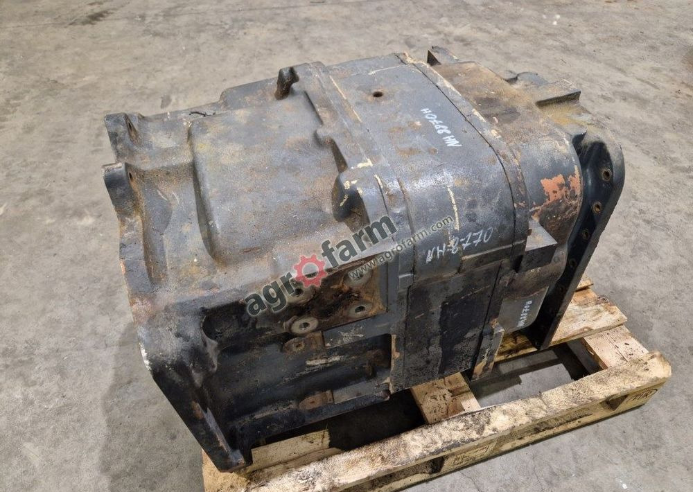 SKRZYNIA BIEGÓW NEW HOLLAND 8770 96014934 - Caja de cambios: foto 2 SKRZYNIA BIEGÓW NEW HOLLAND 8770 96014934 - Caja de cambios: foto 2