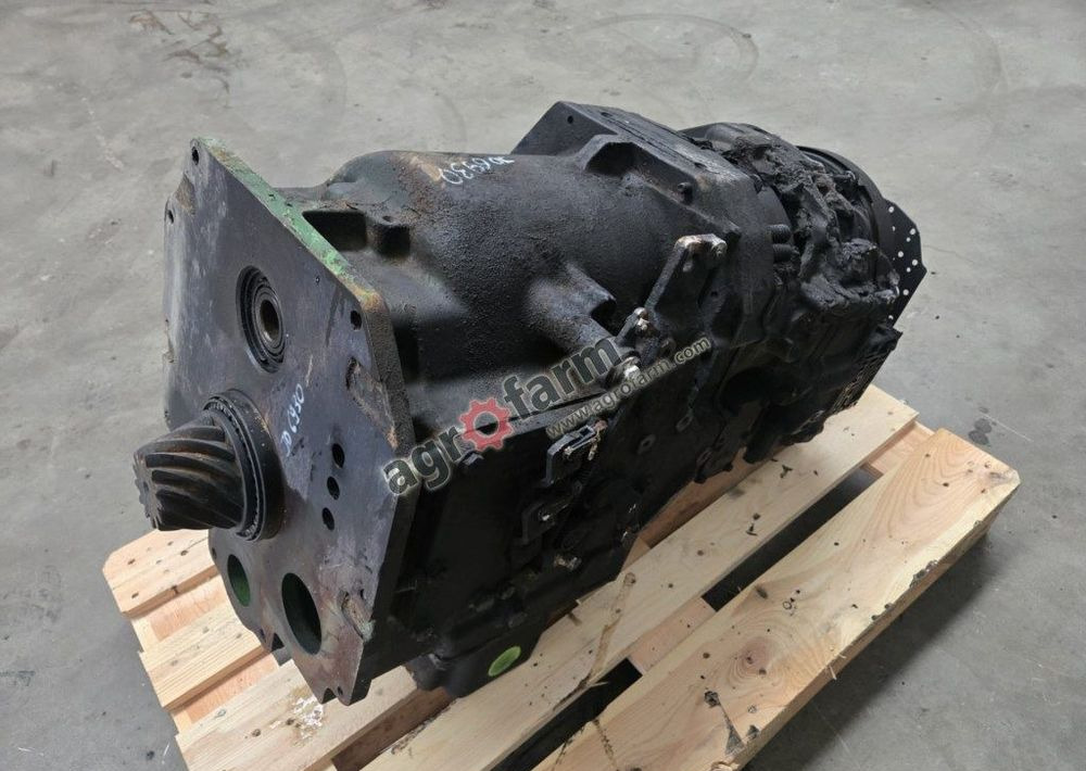 Skrzynia biegów John Deere 6930, PowrQuad - Caja de cambios: foto 4 Skrzynia biegów John Deere 6930, PowrQuad - Caja de cambios: foto 4