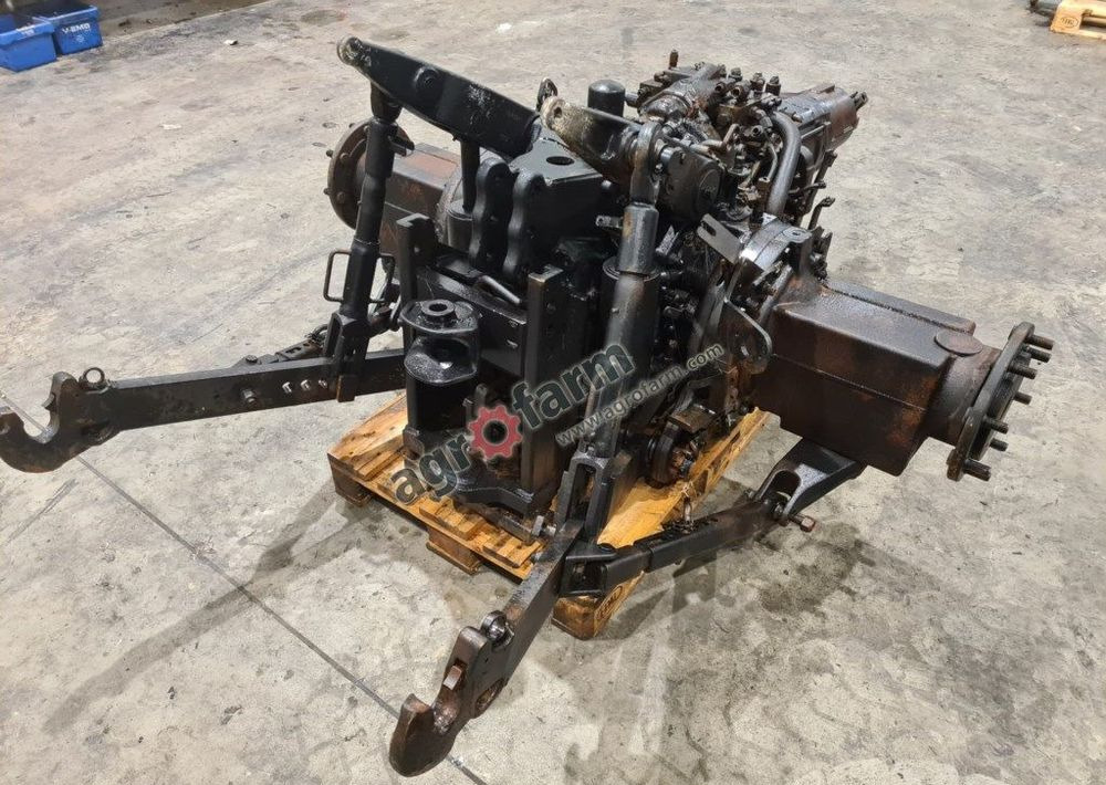 Skrzynia biegów, most tylny Valtra N111  TB07881 - Caja de cambios: foto 2 Skrzynia biegów, most tylny Valtra N111  TB07881 - Caja de cambios: foto 2