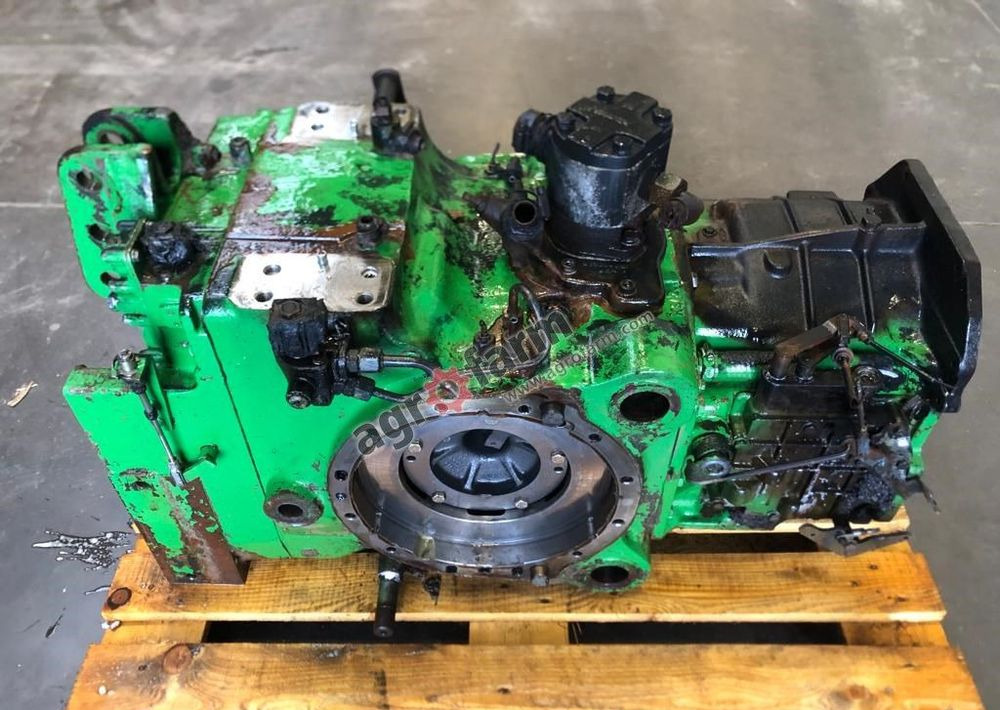 Tylny most John Deere 6110 L115877 - Caja de cambios: foto 4 Tylny most John Deere 6110 L115877 - Caja de cambios: foto 4