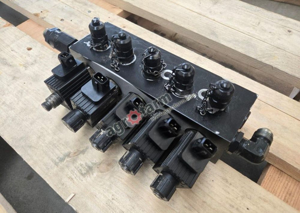 Zawór przyspieszacza Valtra T170, T171, T140 - Hidráulica: foto 1 Zawór przyspieszacza Valtra T170, T171, T140 - Hidráulica: foto 1