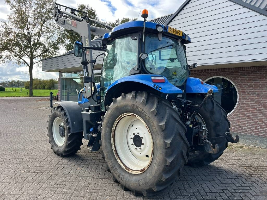 New Holland T 6.155 - Tractor: foto 4 New Holland T 6.155 - Tractor: foto 4
