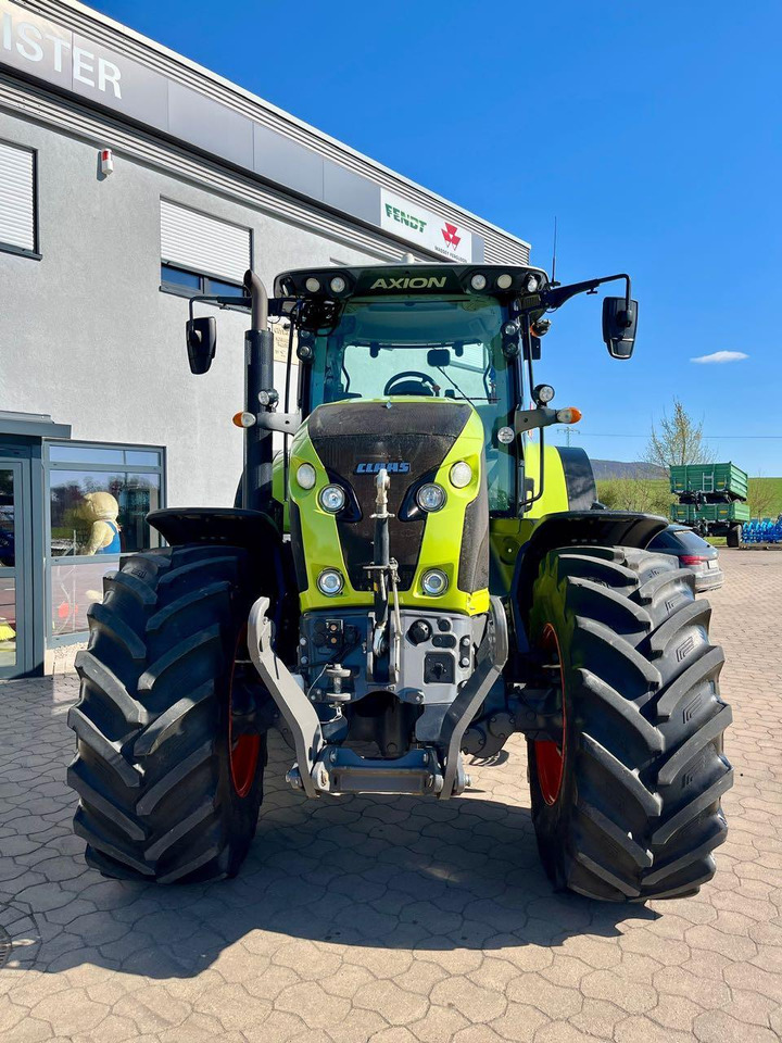 CLAAS Axion 870 C-Matic - Tractor: foto 2 CLAAS Axion 870 C-Matic - Tractor: foto 2