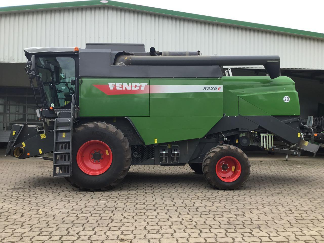 Cosechadora de granos Fendt 5225E: foto 6
