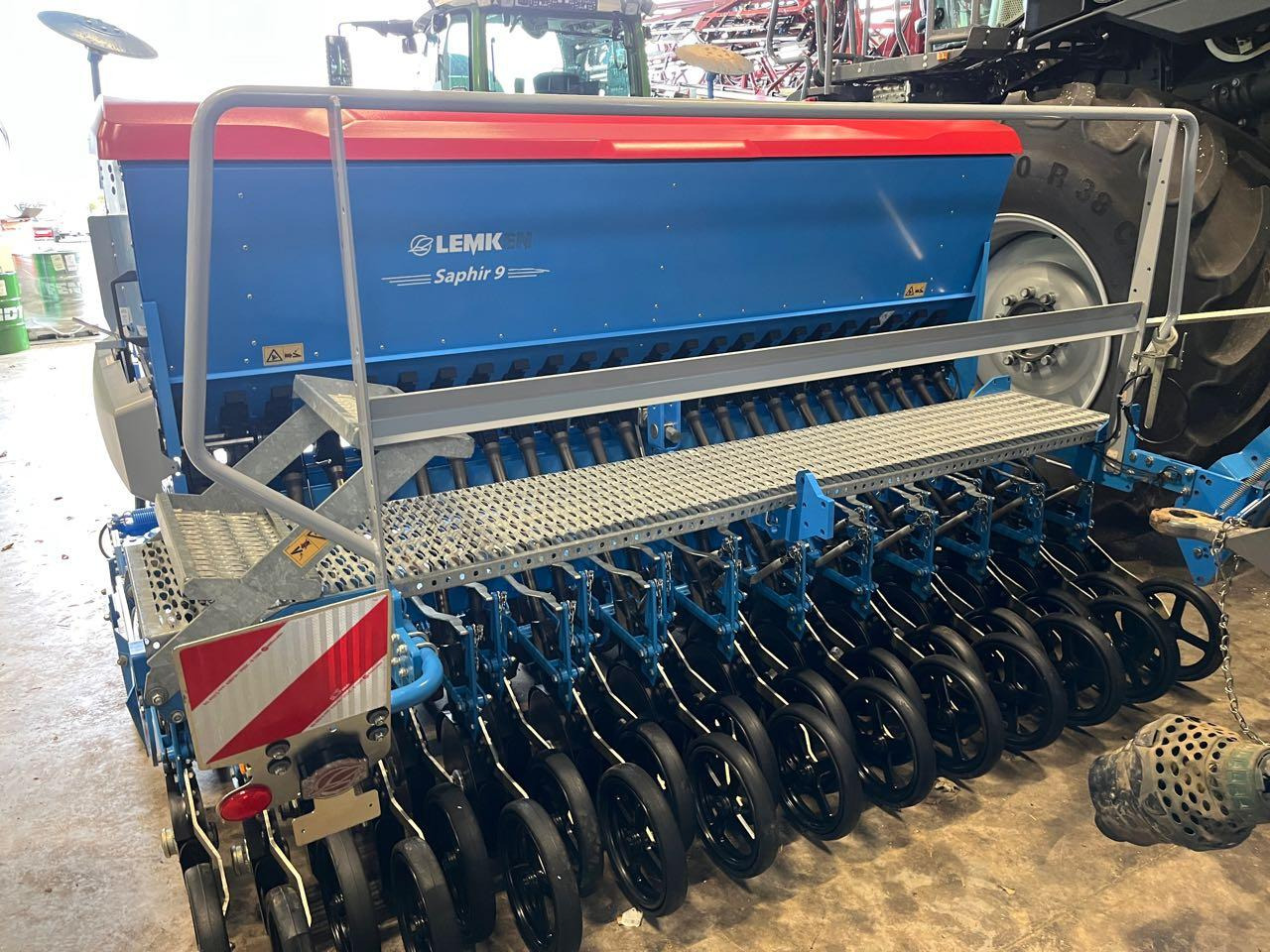 Lemken Zirkon 8/Saphir 9 - Combinado de siembra: foto 4 Lemken Zirkon 8/Saphir 9 - Combinado de siembra: foto 4
