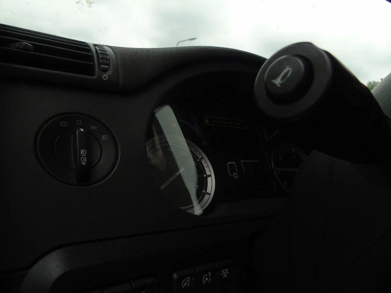 Cabeza tractora DAF CF 400: foto 17