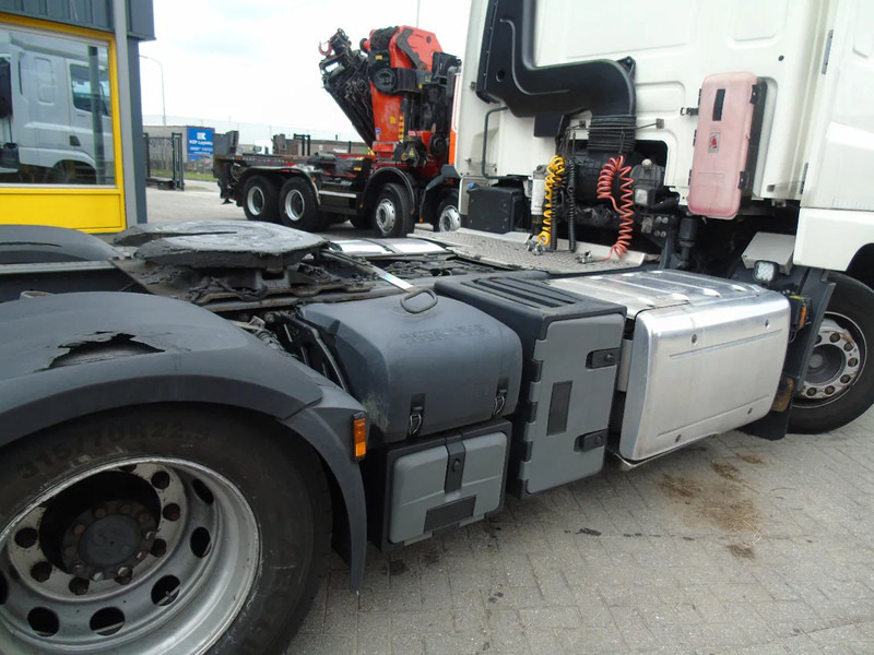 Cabeza tractora DAF CF 400: foto 7