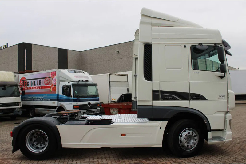 DAF XF 106.440 + EURO 6 + SPOILER + TUV 26-08-2024 - Cabeza tractora: foto 2 DAF XF 106.440 + EURO 6 + SPOILER + TUV 26-08-2024 - Cabeza tractora: foto 2