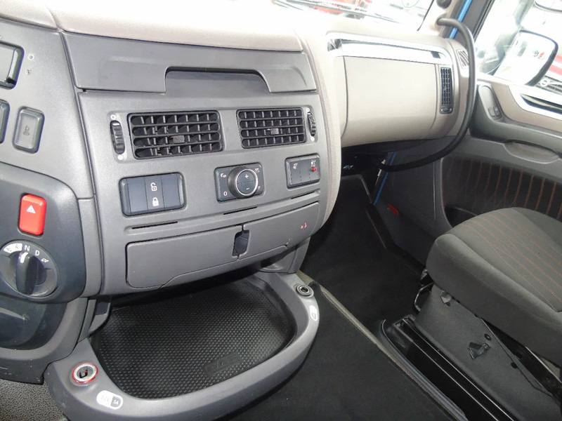 Cabeza tractora DAF XF 430 + EURO 6: foto 15 Cabeza tractora DAF XF 430 + EURO 6: foto 15